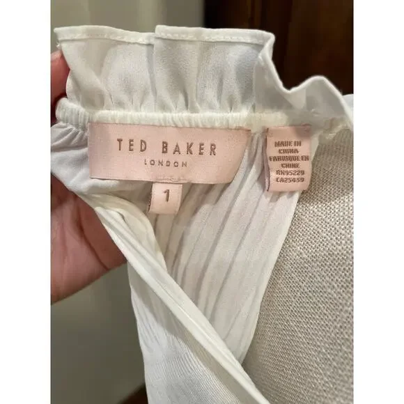 Ted Baker Airlie Plisee Sheer Pleated 3/4 Sleeve Peplum Blouse in White Size 1 - Picture 6 of 7